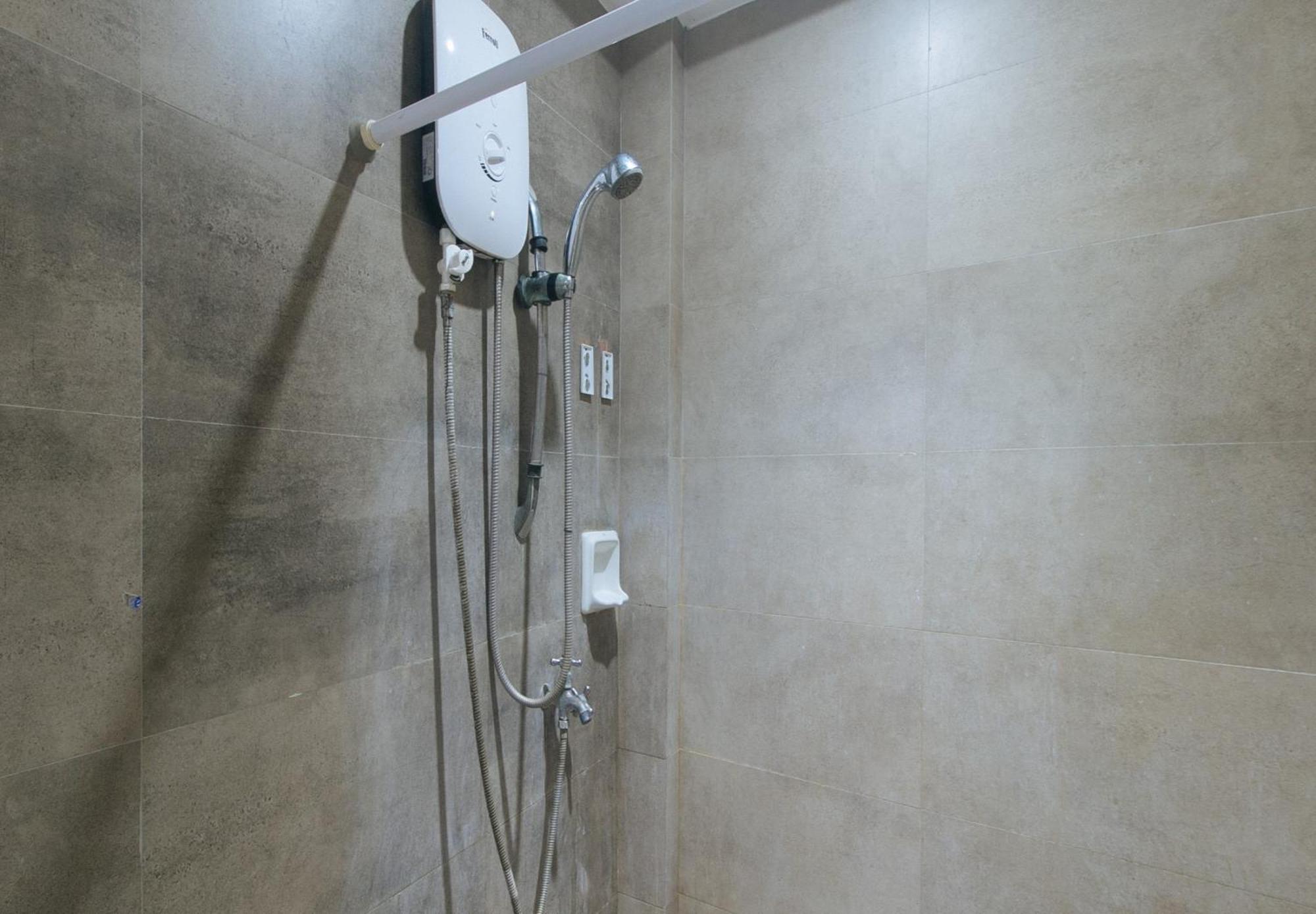 Reddoorz At Grand Apartelle Hernan Cortes Cebu Εξωτερικό φωτογραφία