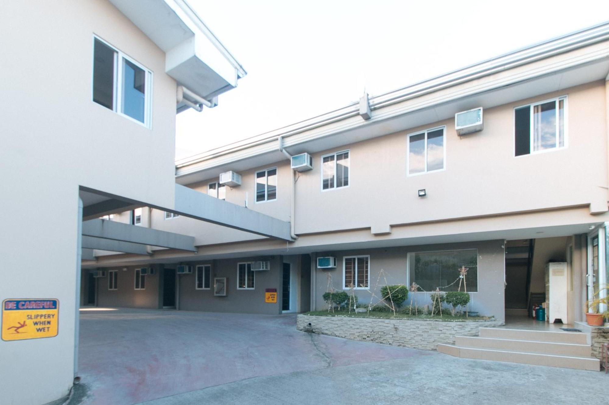 Reddoorz At Grand Apartelle Hernan Cortes Cebu Εξωτερικό φωτογραφία