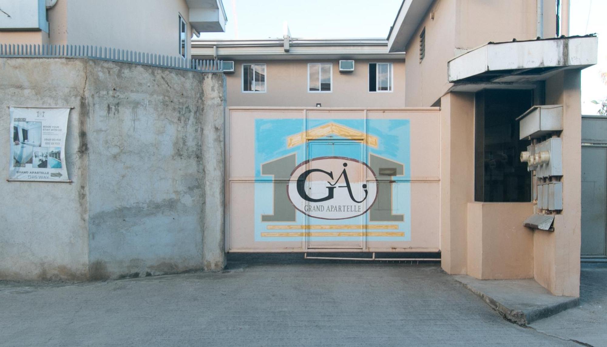 Reddoorz At Grand Apartelle Hernan Cortes Cebu Εξωτερικό φωτογραφία