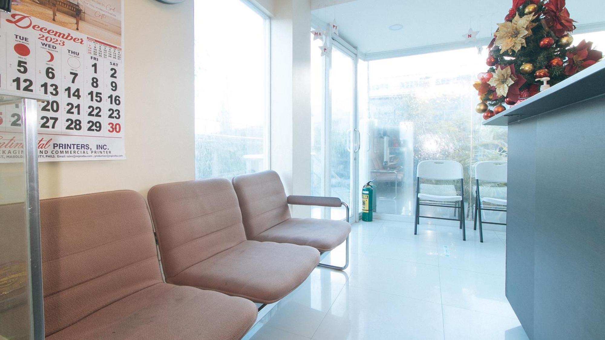Reddoorz At Grand Apartelle Hernan Cortes Cebu Εξωτερικό φωτογραφία